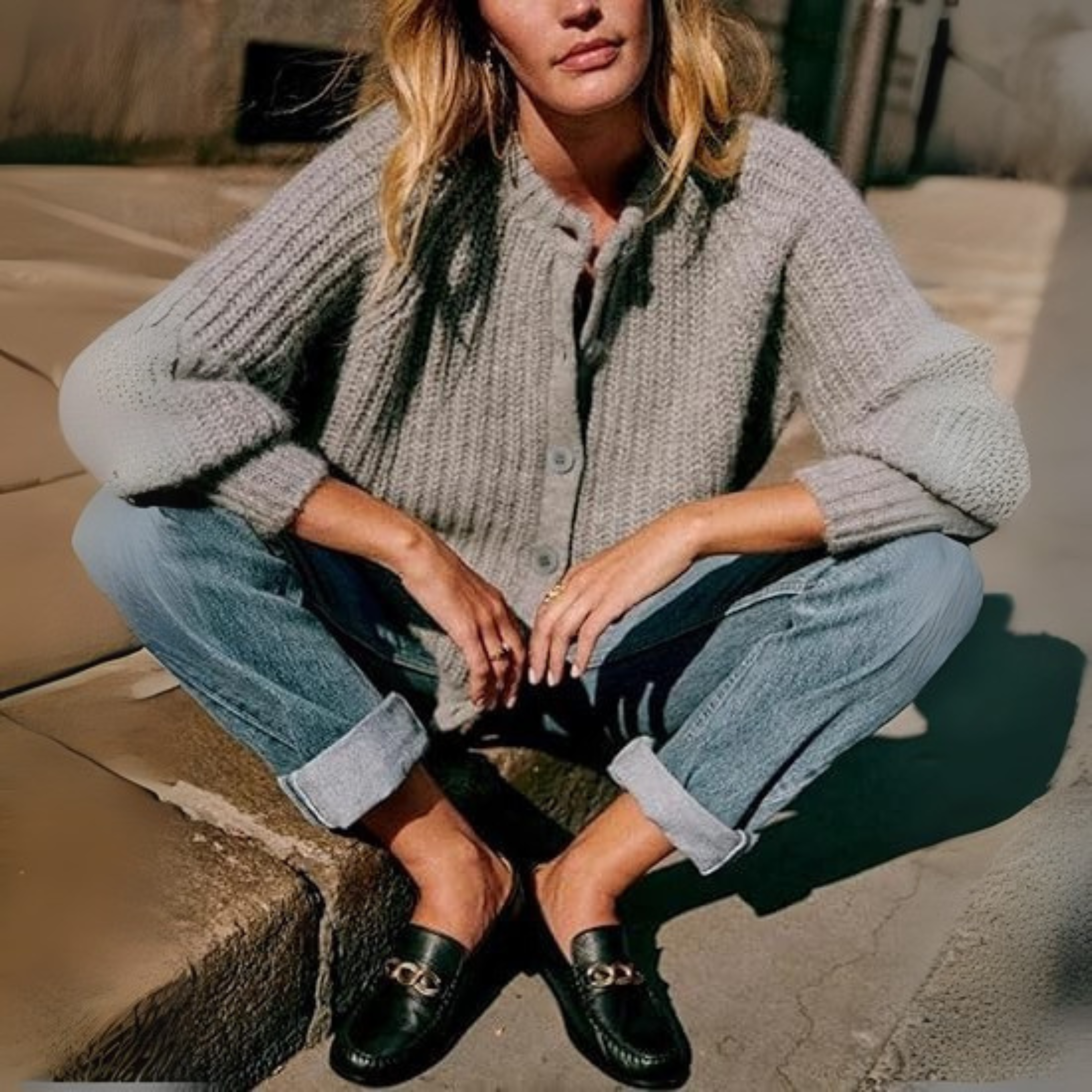 ELOWEN™ - Comfy Plain Button Down Long Sleeve Round Neck Cardigan